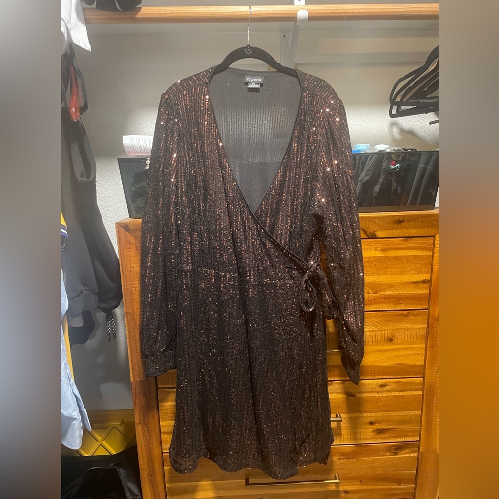City Chic Black and Gold Sequin Long Sleeve Dress